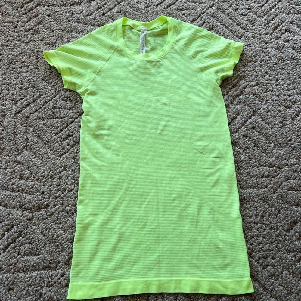 lululemon swiftly tech size 4